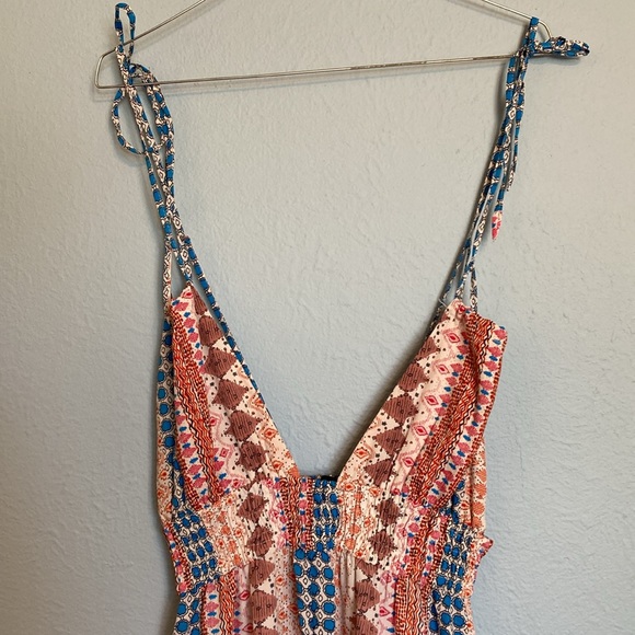 Lulu's Womens Size S Maxin' Relaxin' Blue Multi Print Sleeveless Tie-Strap Maxi - Picture 7 of 14